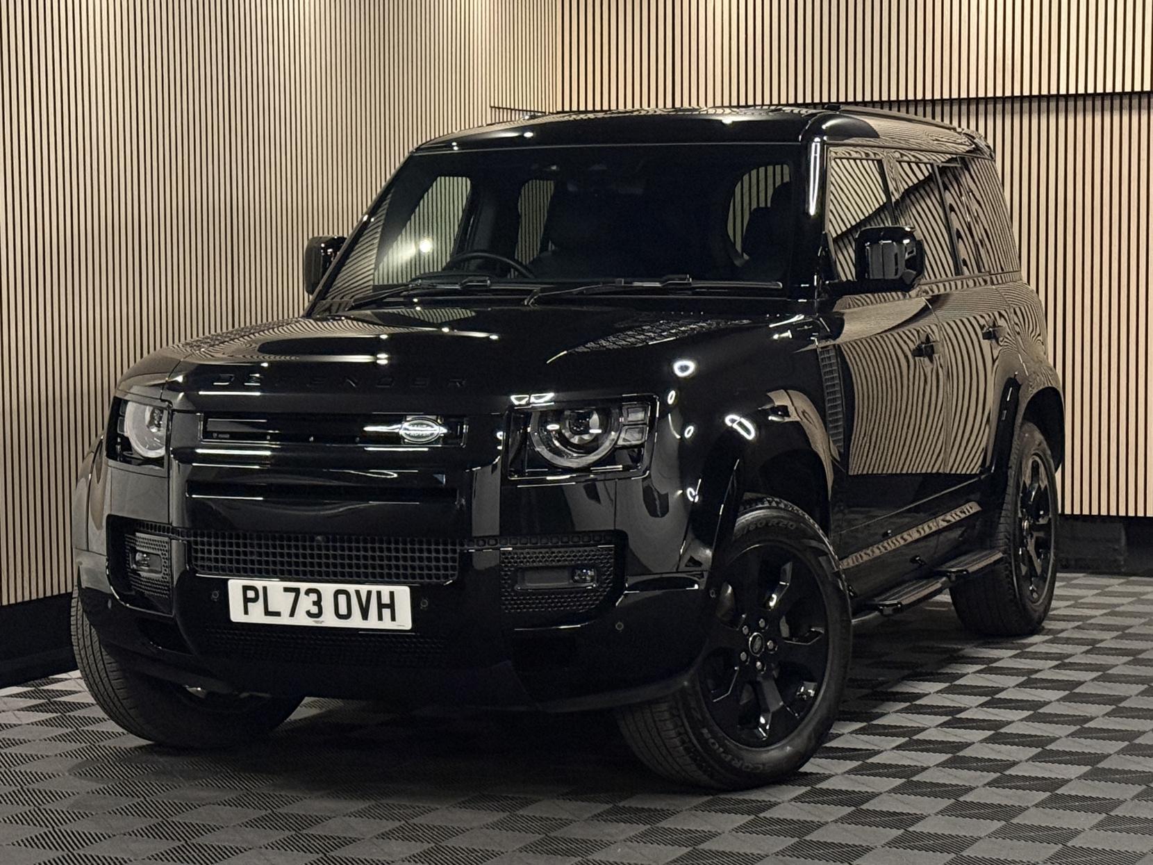 Land Rover Defender 110 3.0 D250 MHEV HSE Hard Top SUV 5dr Diesel Auto 4WD MWB Euro 6 (s/s) (250 ps)