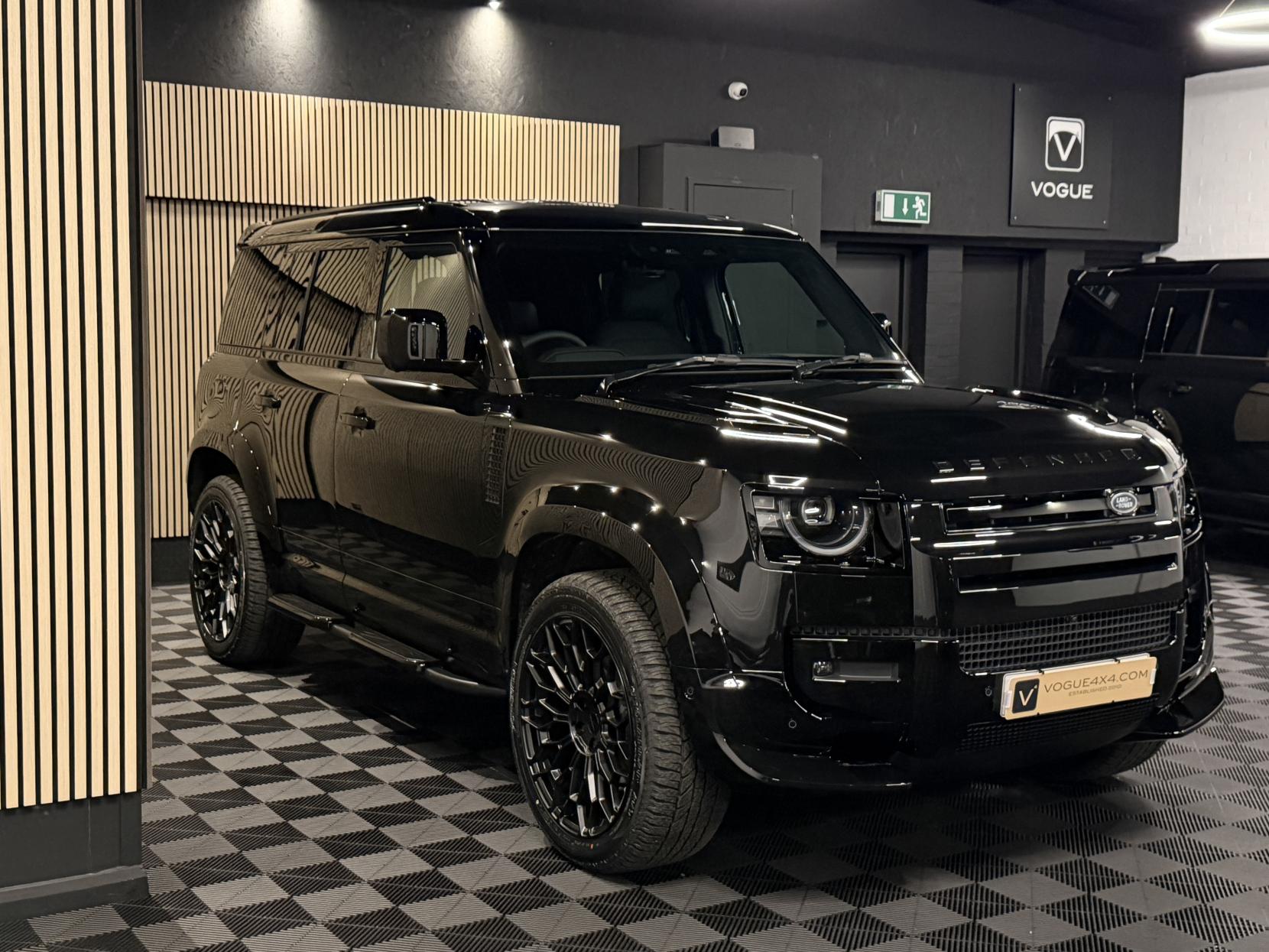 Land Rover Defender 110 3.0 D250 MHEV X-Dynamic SE Hard Top SUV 5dr Diesel Auto 4WD MWB Euro 6 (s/s) (249 ps)