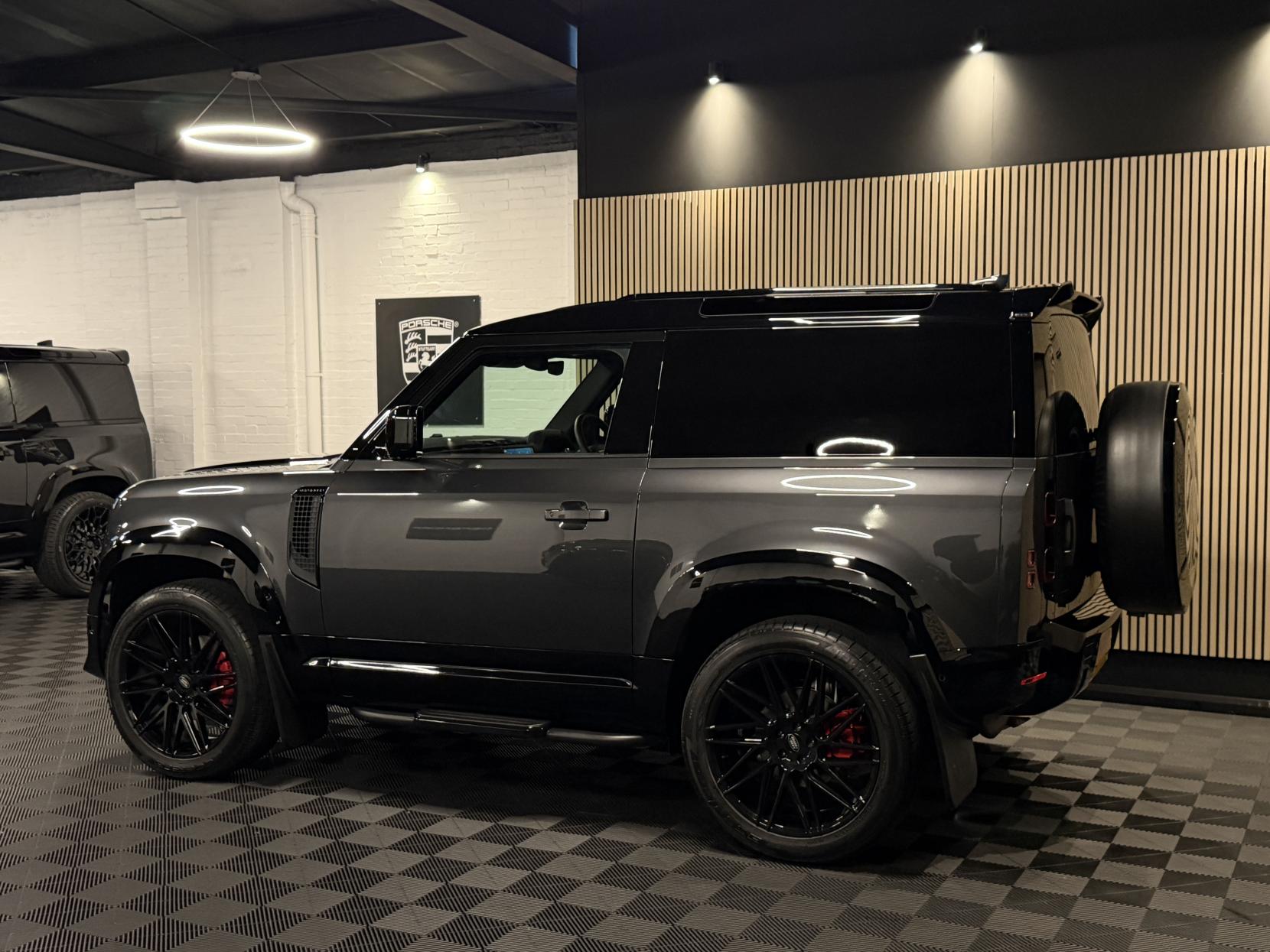 Land Rover Defender 90 3.0 D250 MHEV S Hard Top SUV 3dr Diesel Auto 4WD SWB Euro 6 (s/s) (250 ps)