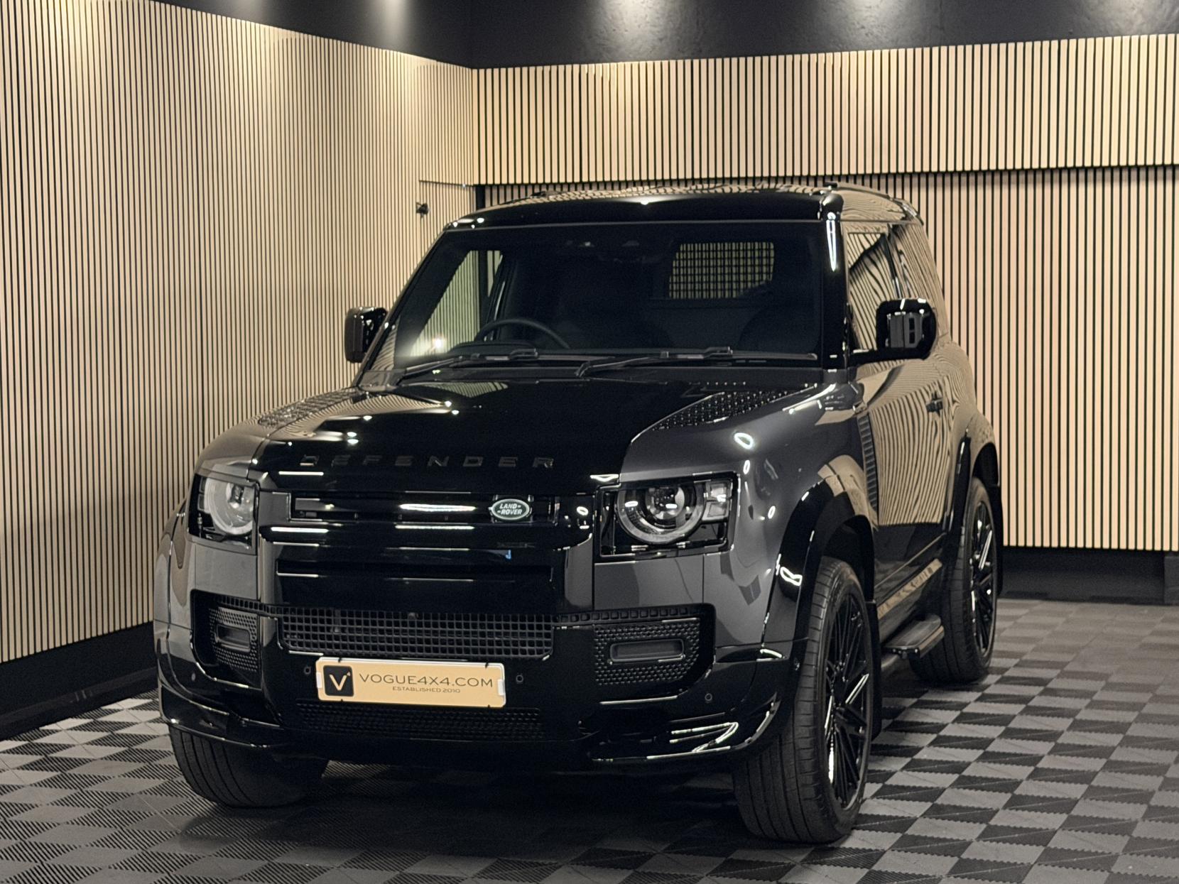 Land Rover Defender 90 3.0 D250 MHEV S Hard Top SUV 3dr Diesel Auto 4WD SWB Euro 6 (s/s) (250 ps)