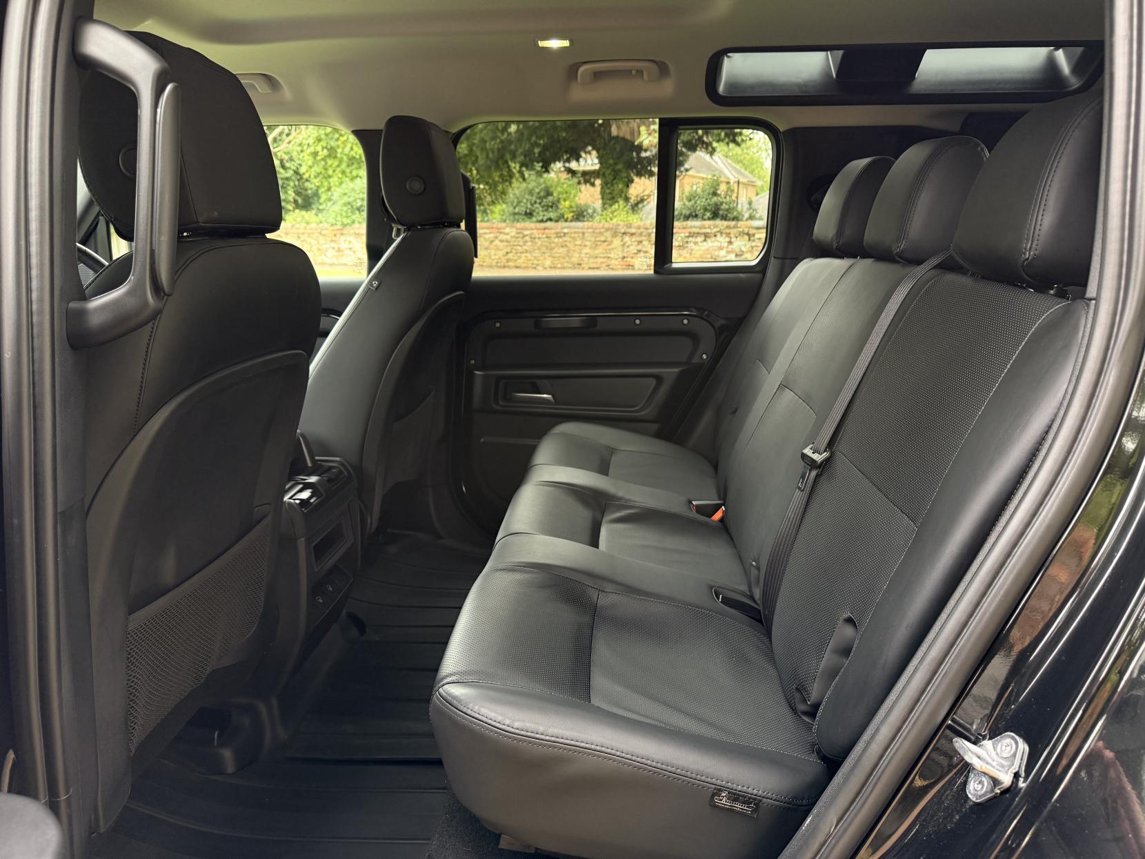 Land Rover Defender 110 3.0 D250 MHEV S Hard Top SUV 5dr Diesel Auto 4WD MWB Euro 6 (s/s) (250 ps)