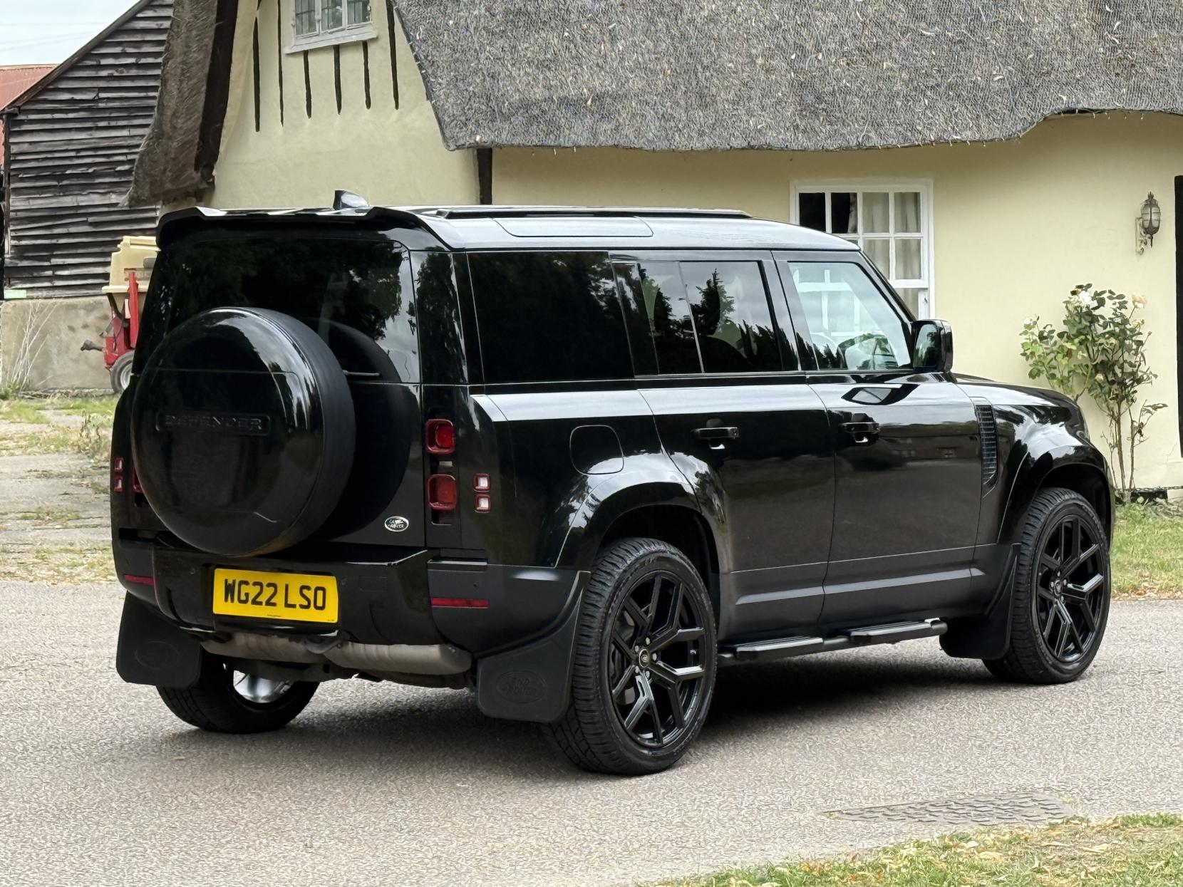 Land Rover Defender 110 3.0 D250 MHEV S Hard Top SUV 5dr Diesel Auto 4WD MWB Euro 6 (s/s) (250 ps)