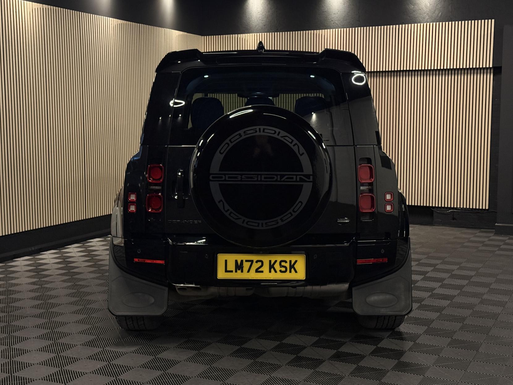 Land Rover Defender 110 3.0 D250 MHEV SE Hard Top SUV 5dr Diesel Auto 4WD MWB Euro 6 (s/s) (250 ps)