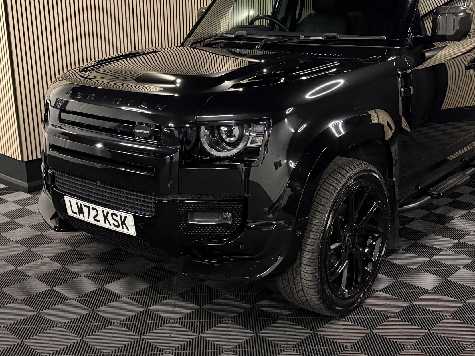 Land Rover Defender 110 3.0 D250 MHEV SE Hard Top SUV 5dr Diesel Auto 4WD MWB Euro 6 (s/s) (250 ps)
