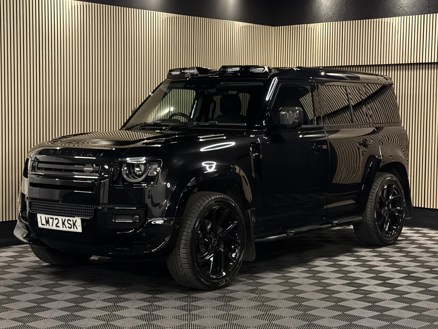 Land Rover Defender 110 3.0 D250 MHEV SE Hard Top SUV 5dr Diesel Auto 4WD MWB Euro 6 (s/s) (250 ps)