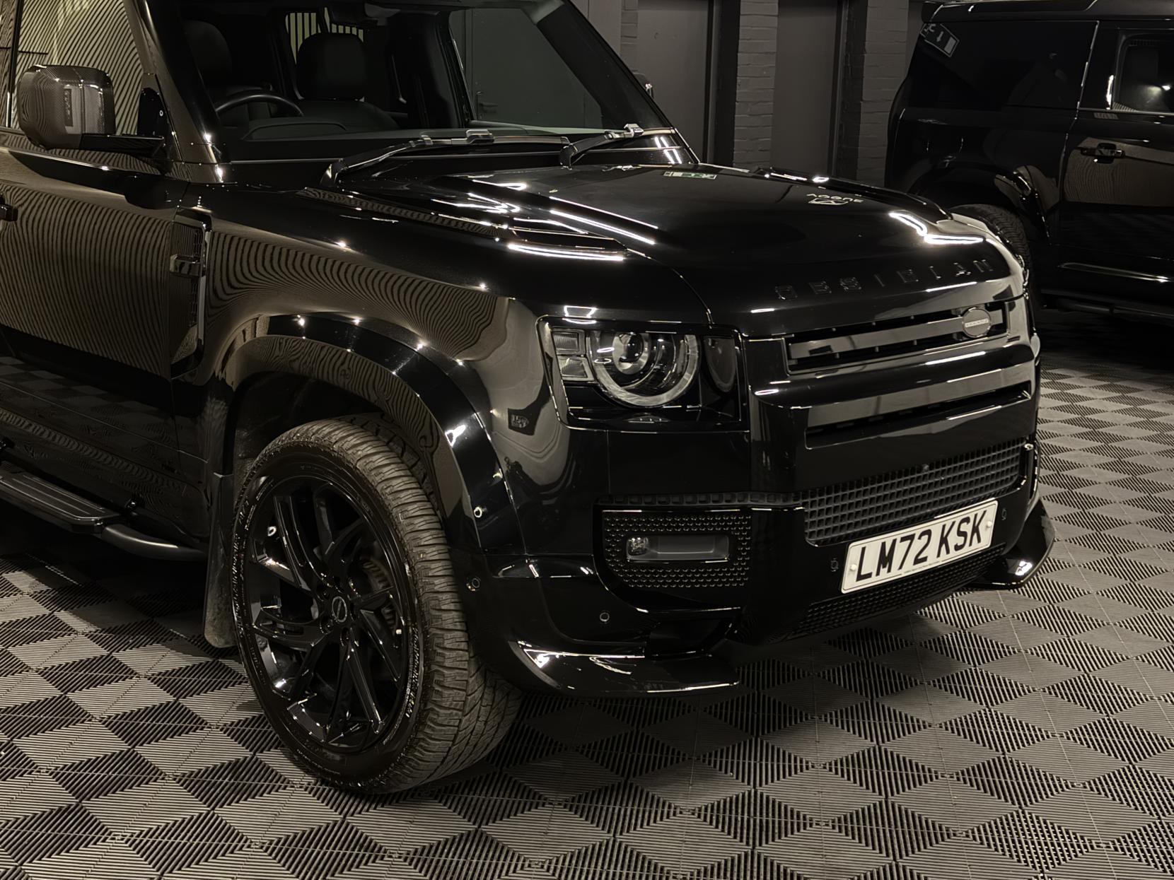 Land Rover Defender 110 3.0 D250 MHEV SE Hard Top SUV 5dr Diesel Auto 4WD MWB Euro 6 (s/s) (250 ps)