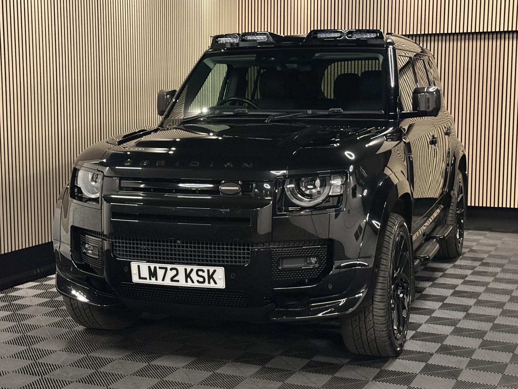 Land Rover Defender 110 3.0 D250 MHEV SE Hard Top SUV 5dr Diesel Auto 4WD MWB Euro 6 (s/s) (250 ps)