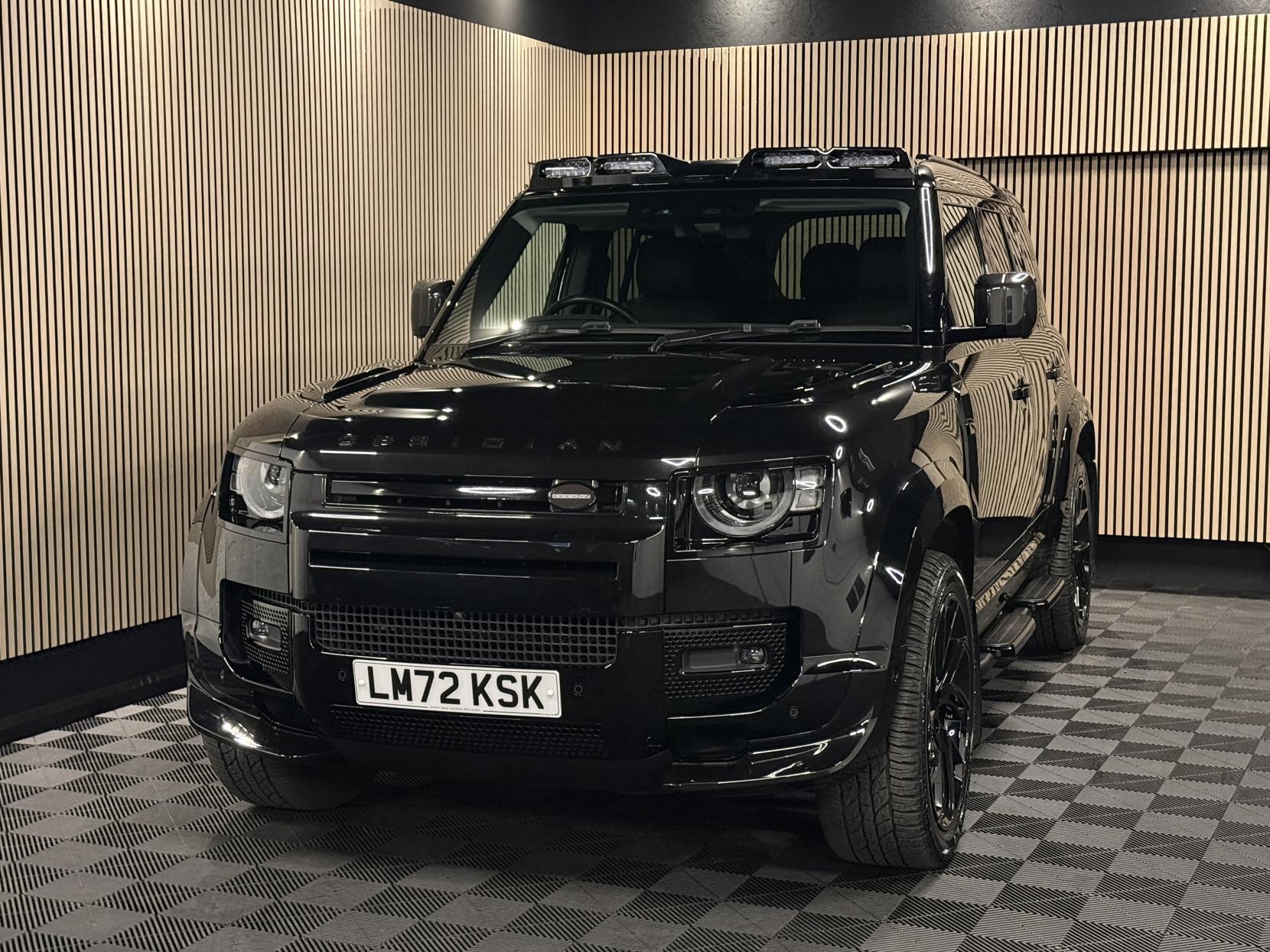 Land Rover Defender 110 3.0 D250 MHEV SE Hard Top SUV 5dr Diesel Auto 4WD MWB Euro 6 (s/s) (250 ps)