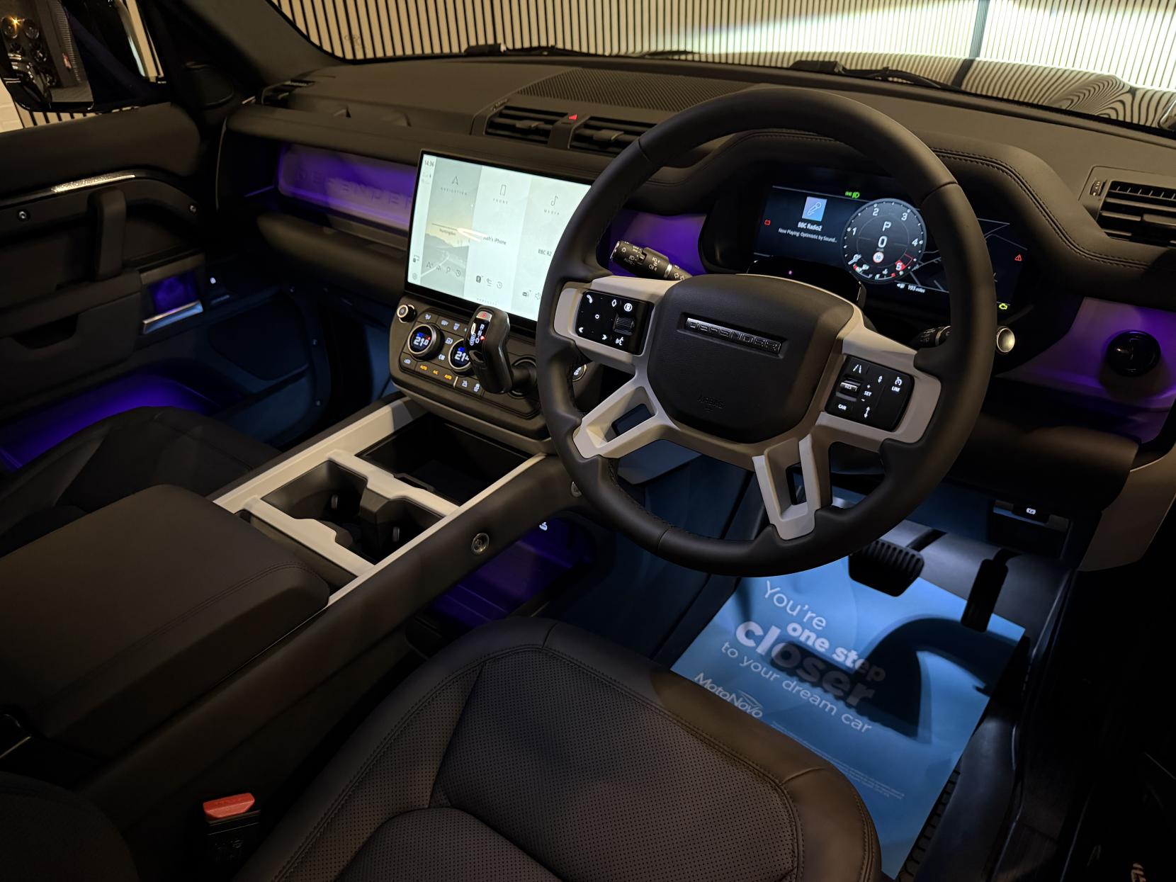 Land Rover Defender 90 3.0 D250 MHEV X-Dynamic SE Hard Top SUV 3dr Diesel Auto 4WD SWB Euro 6 (s/s) (249 ps)