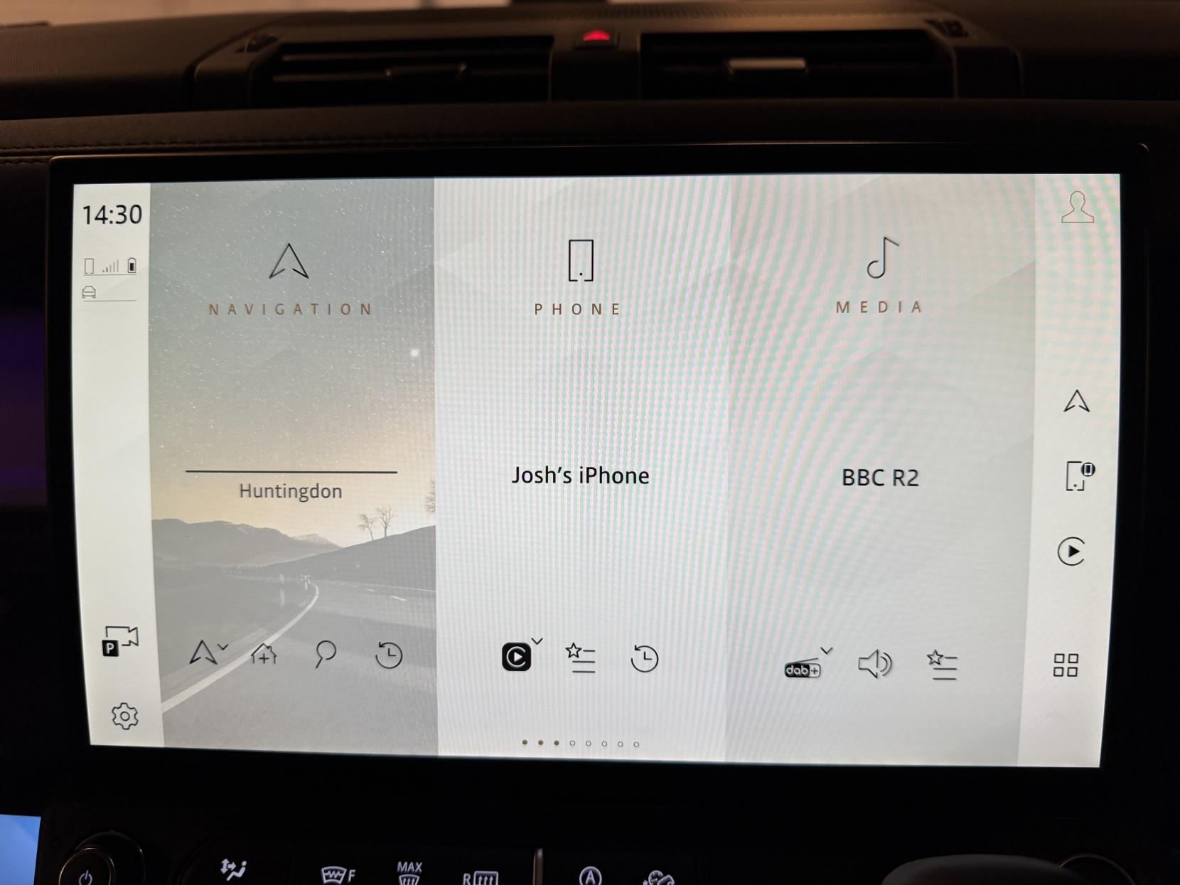 Land Rover Defender 90 3.0 D250 MHEV X-Dynamic SE Hard Top SUV 3dr Diesel Auto 4WD SWB Euro 6 (s/s) (249 ps)