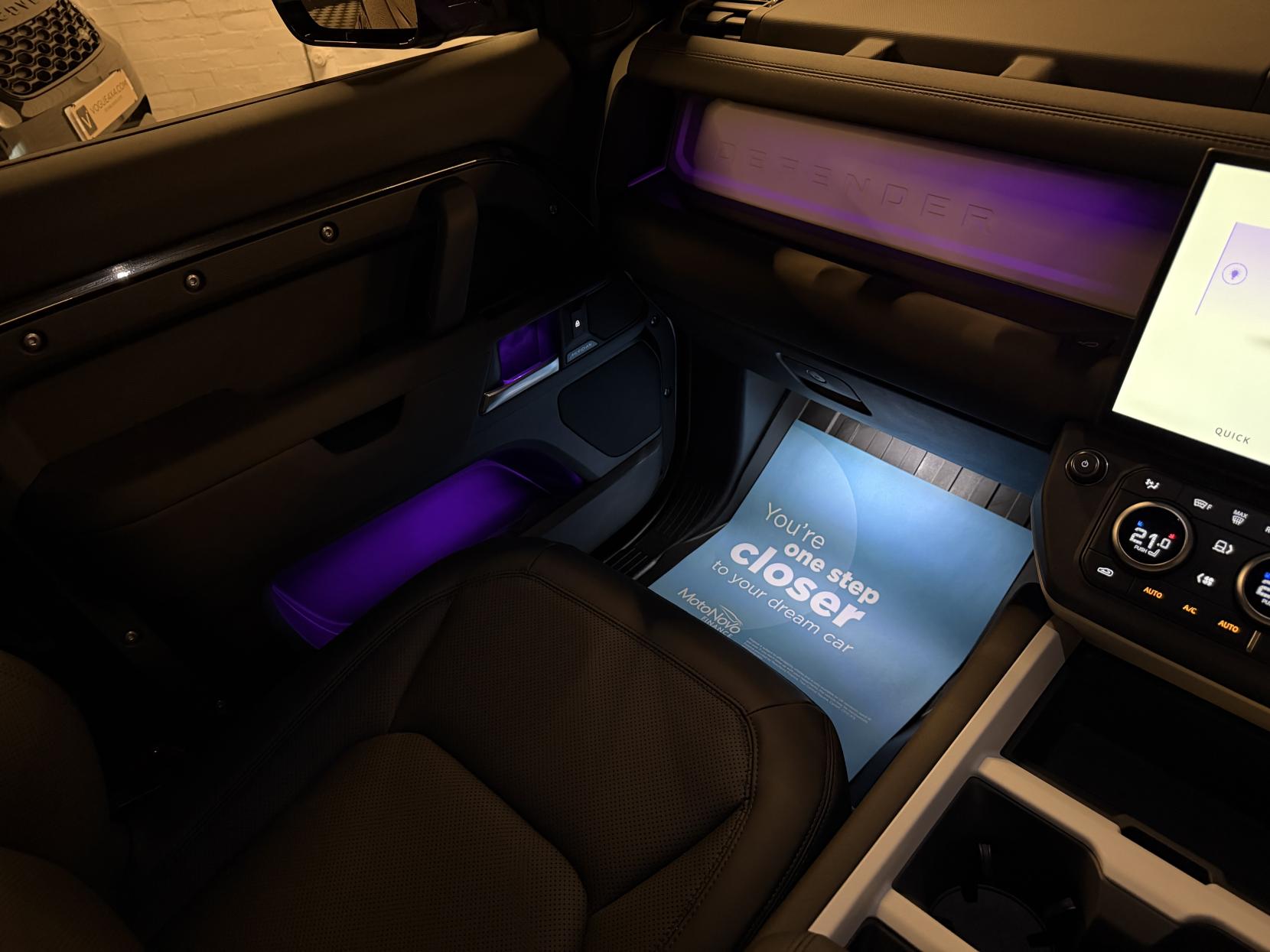 Land Rover Defender 90 3.0 D250 MHEV X-Dynamic SE Hard Top SUV 3dr Diesel Auto 4WD SWB Euro 6 (s/s) (249 ps)