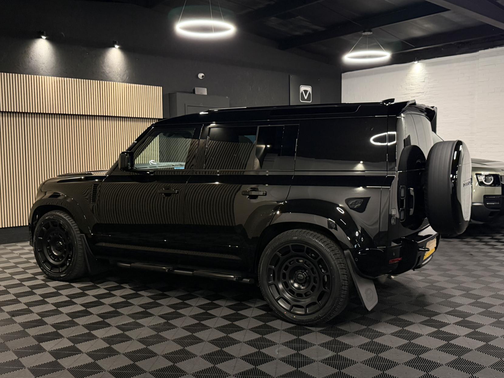 Land Rover Defender 110 3.0 D250 MHEV X-Dynamic HSE Hard Top SUV 5dr Diesel Auto 4WD MWB Euro 6 (s/s) (249 ps)