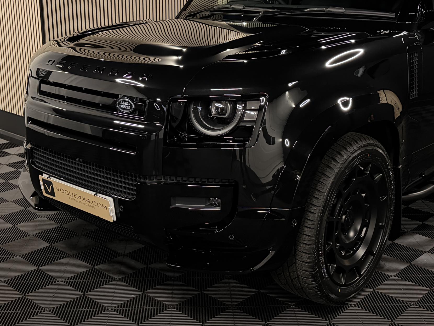 Land Rover Defender 110 3.0 D250 MHEV X-Dynamic HSE Hard Top SUV 5dr Diesel Auto 4WD MWB Euro 6 (s/s) (249 ps)