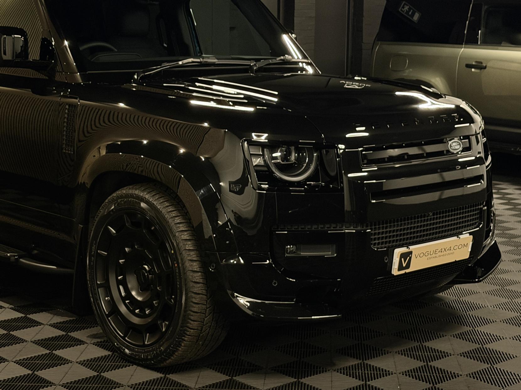 Land Rover Defender 110 3.0 D250 MHEV X-Dynamic HSE Hard Top SUV 5dr Diesel Auto 4WD MWB Euro 6 (s/s) (249 ps)