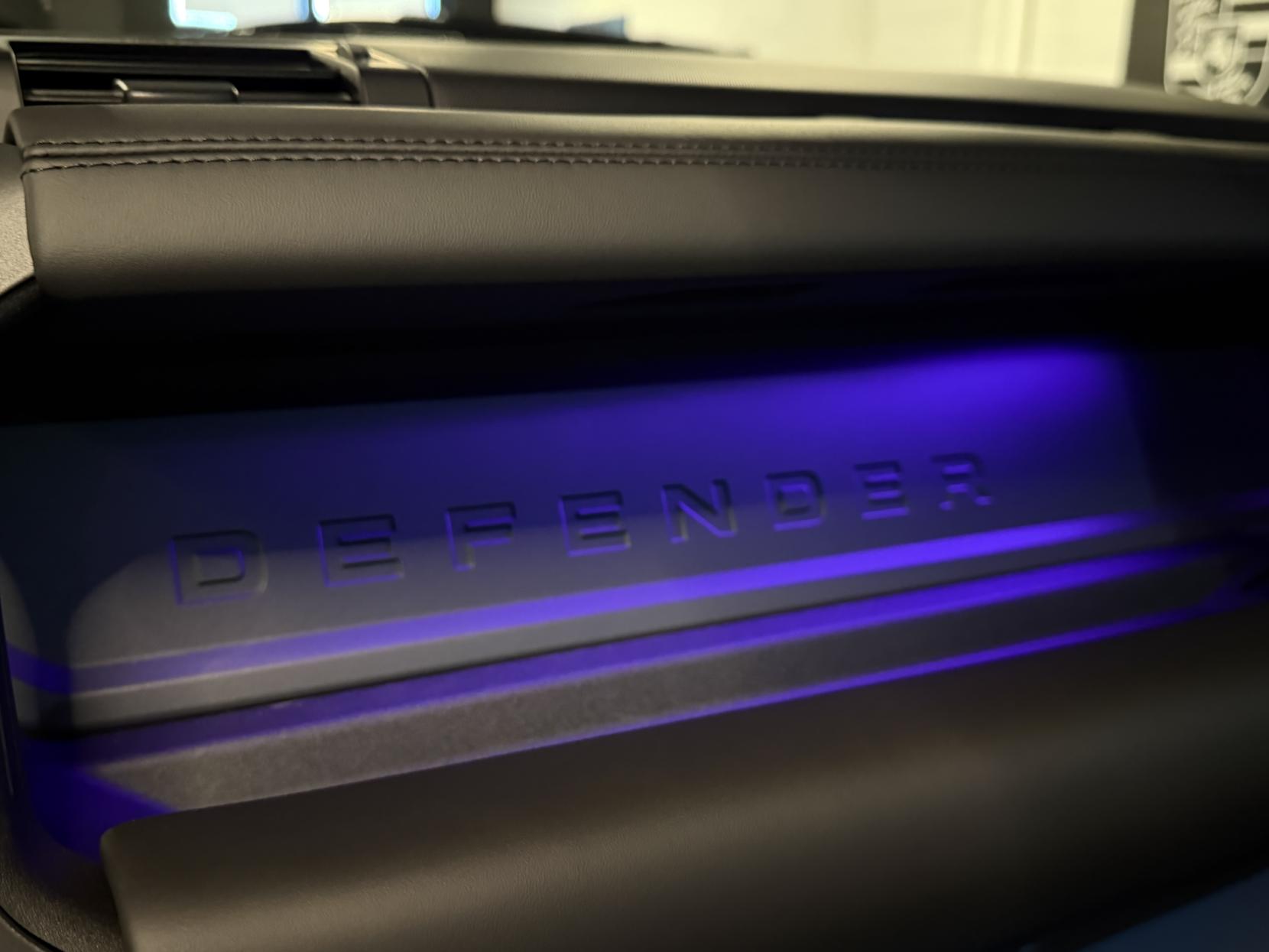 Land Rover Defender 110 3.0 D250 MHEV X-Dynamic HSE Hard Top SUV 5dr Diesel Auto 4WD MWB Euro 6 (s/s) (249 ps)