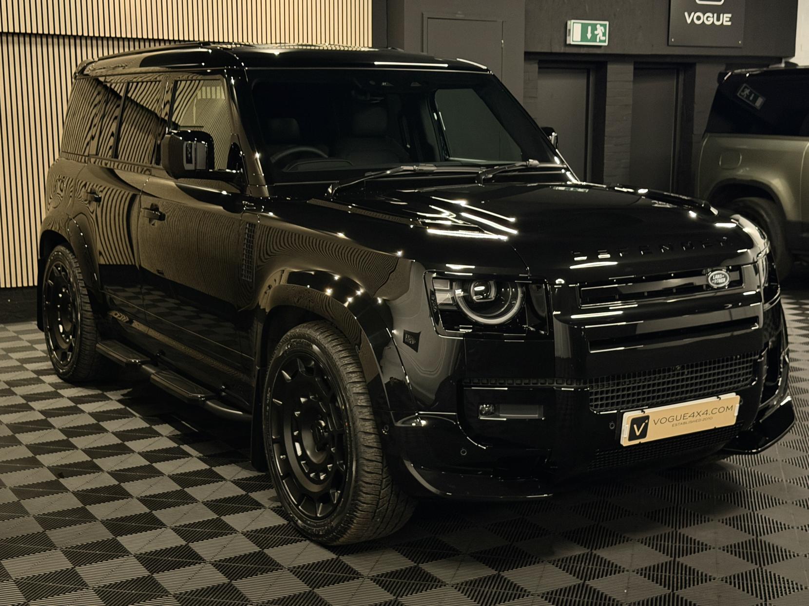 Land Rover Defender 110 3.0 D250 MHEV X-Dynamic HSE Hard Top SUV 5dr Diesel Auto 4WD MWB Euro 6 (s/s) (249 ps)