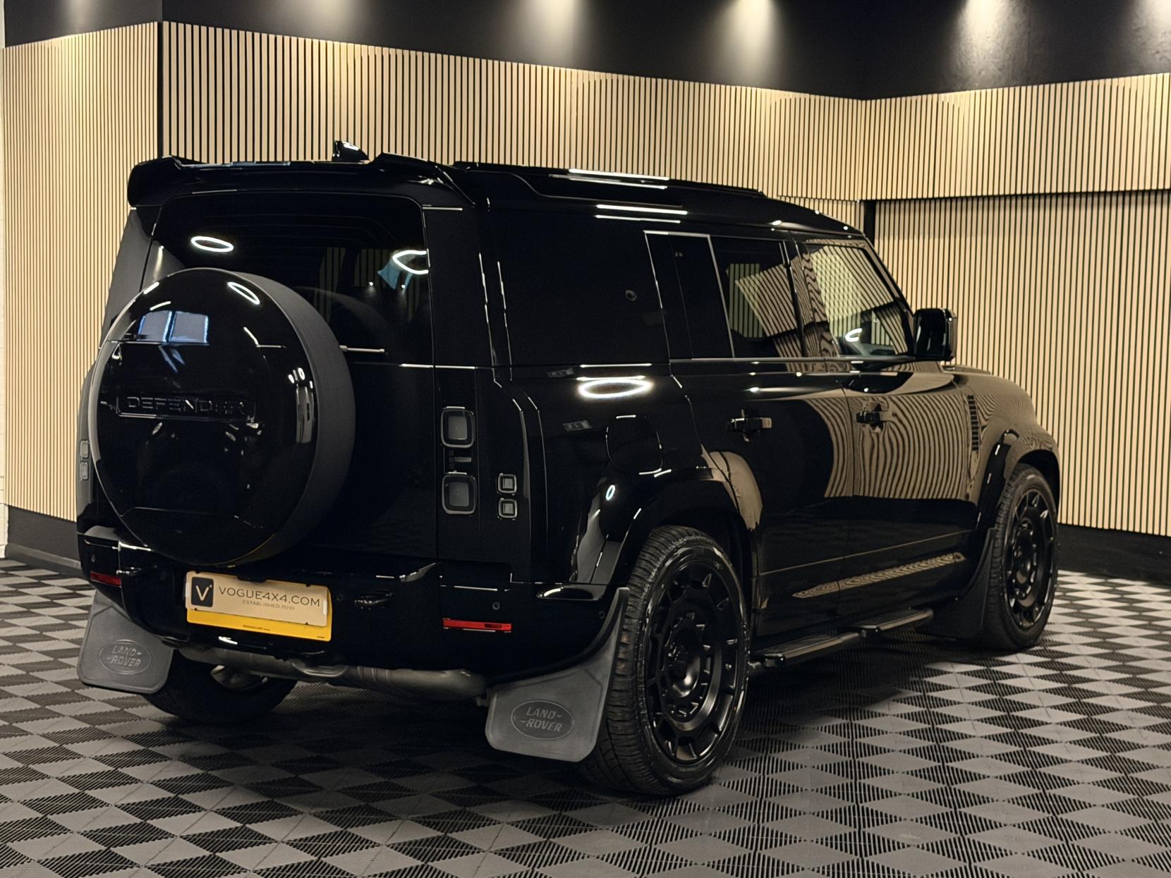 Land Rover Defender 110 3.0 D250 MHEV X-Dynamic HSE Hard Top SUV 5dr Diesel Auto 4WD MWB Euro 6 (s/s) (249 ps)