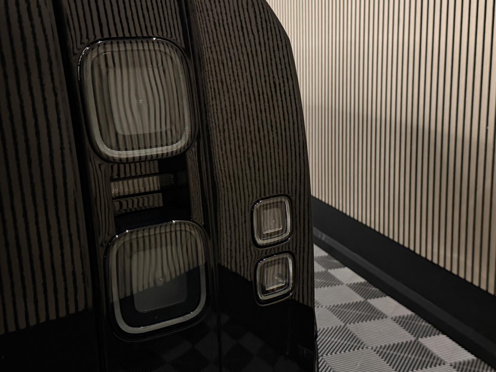 Land Rover Defender 110 3.0 D250 MHEV X-Dynamic HSE Hard Top SUV 5dr Diesel Auto 4WD MWB Euro 6 (s/s) (249 ps)