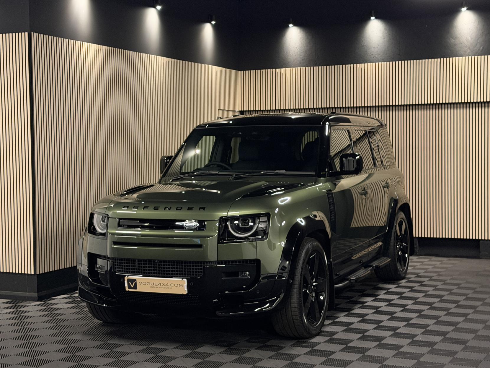 Land Rover Defender 110 3.0 D350 MHEV X-Dynamic HSE Hard Top SUV 5dr Diesel Auto 4WD MWB Euro 6 (s/s) (350 ps)