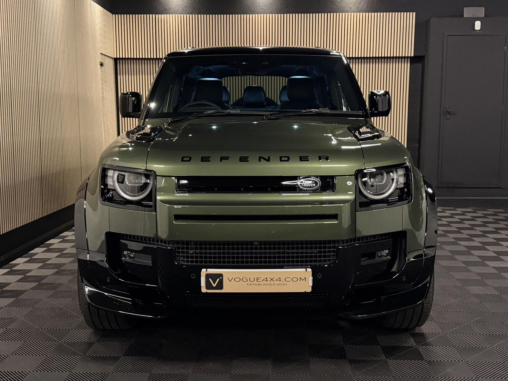 Land Rover Defender 110 3.0 D350 MHEV X-Dynamic HSE Hard Top SUV 5dr Diesel Auto 4WD MWB Euro 6 (s/s) (350 ps)