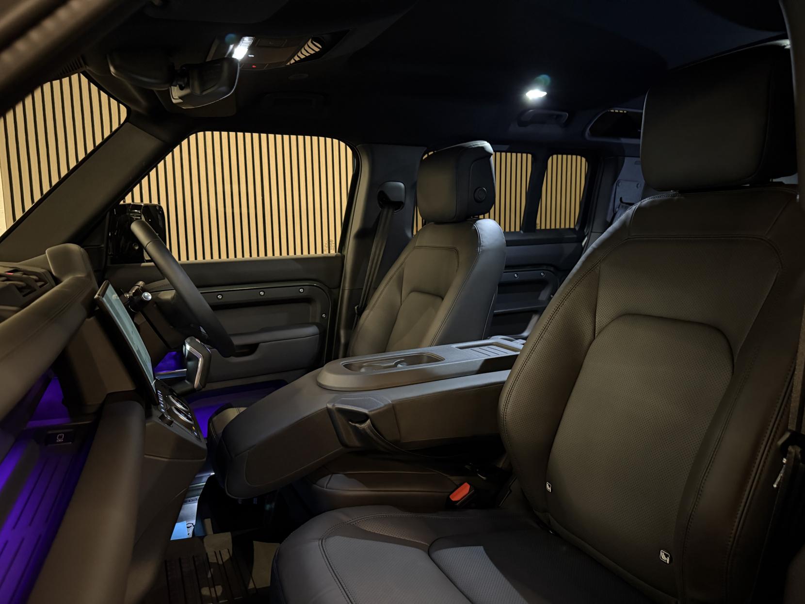 Land Rover Defender 110 3.0 D350 MHEV X-Dynamic HSE Hard Top SUV 5dr Diesel Auto 4WD MWB Euro 6 (s/s) (350 ps)