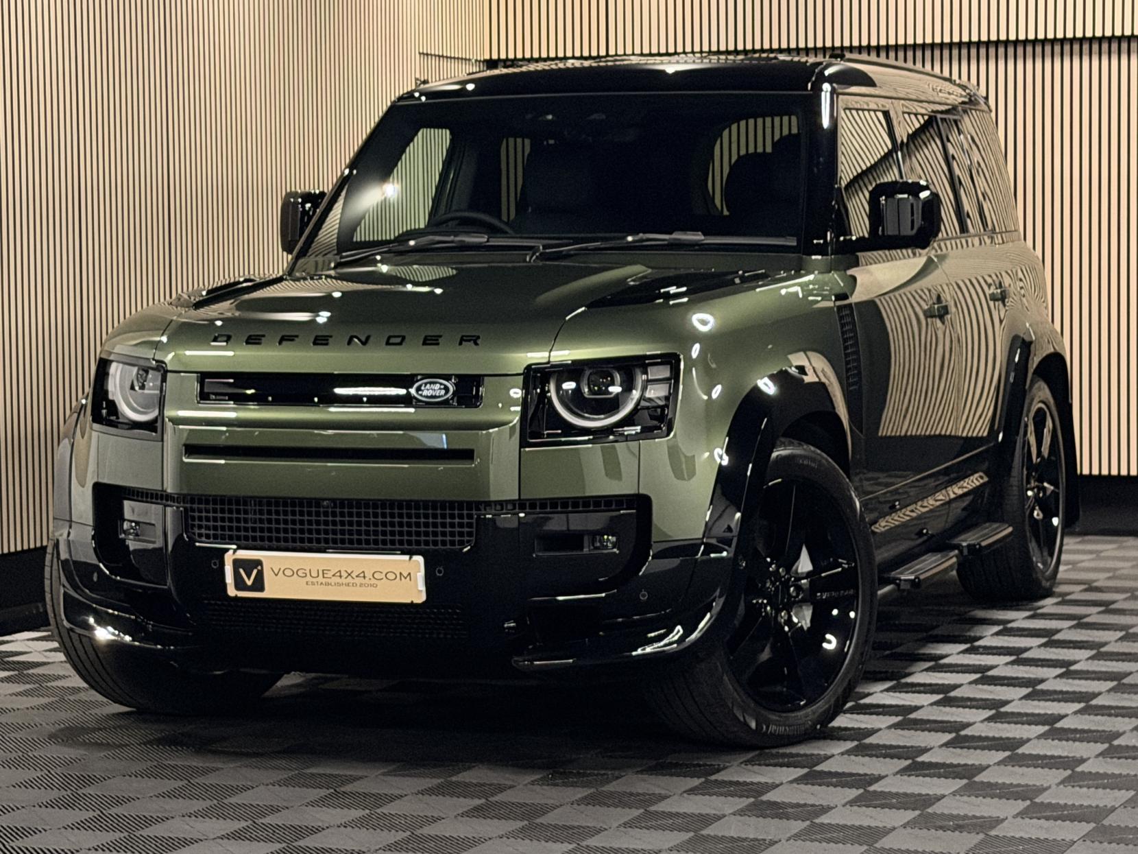 Land Rover Defender 110 3.0 D350 MHEV X-Dynamic HSE Hard Top SUV 5dr Diesel Auto 4WD MWB Euro 6 (s/s) (350 ps)