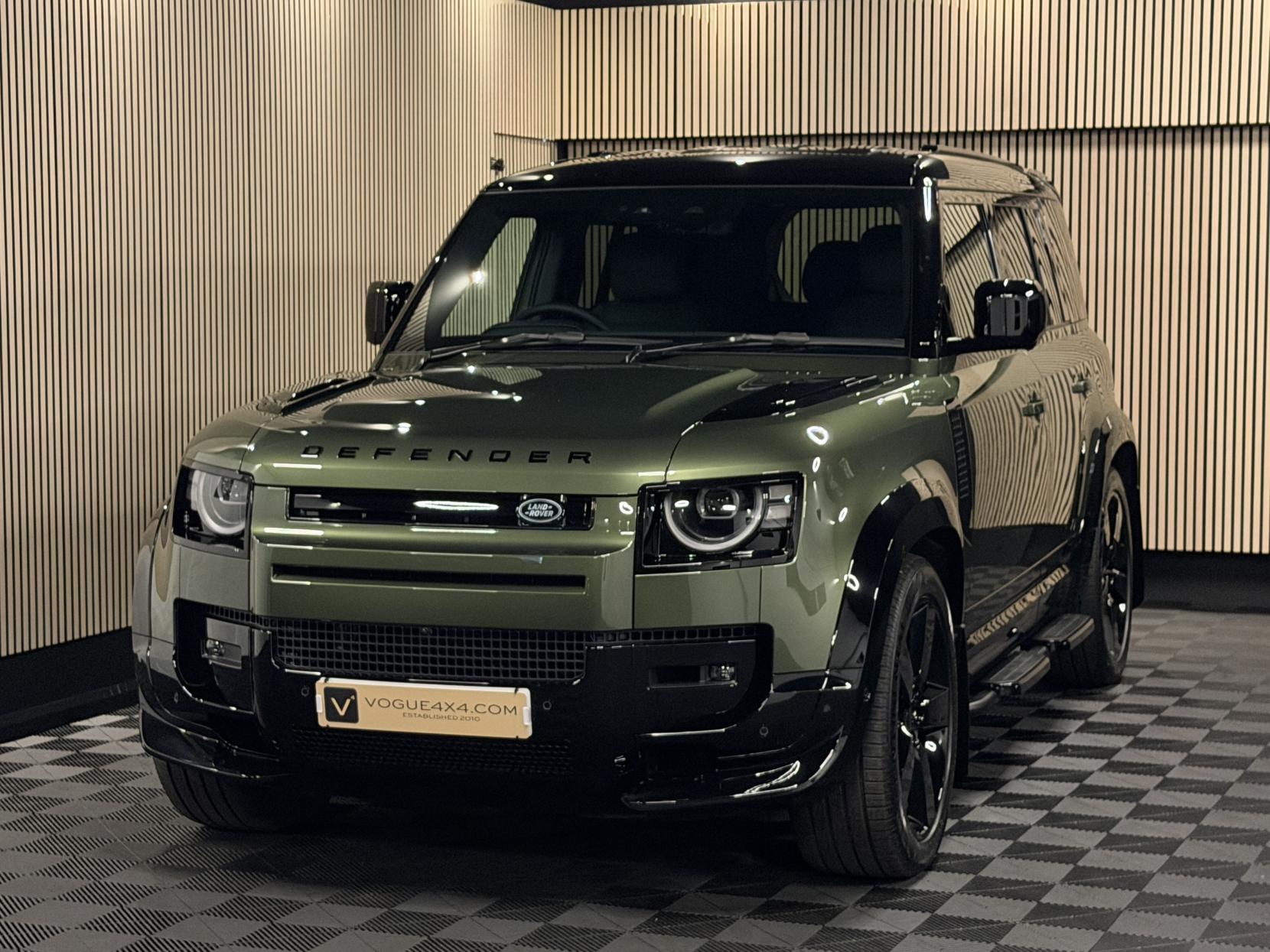 Land Rover Defender 110 3.0 D350 MHEV X-Dynamic HSE Hard Top SUV 5dr Diesel Auto 4WD MWB Euro 6 (s/s) (350 ps)