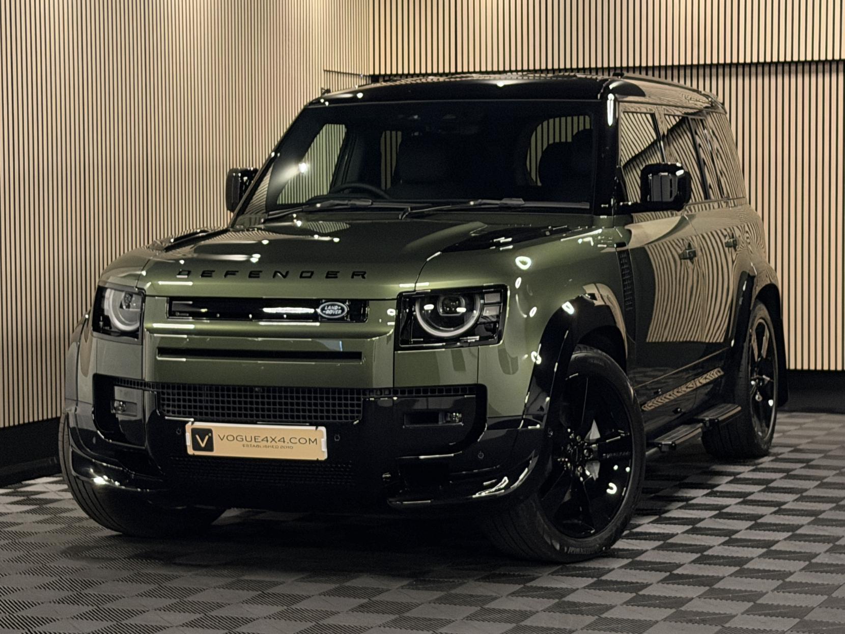 Land Rover Defender 110 3.0 D350 MHEV X-Dynamic HSE Hard Top SUV 5dr Diesel Auto 4WD MWB Euro 6 (s/s) (350 ps)