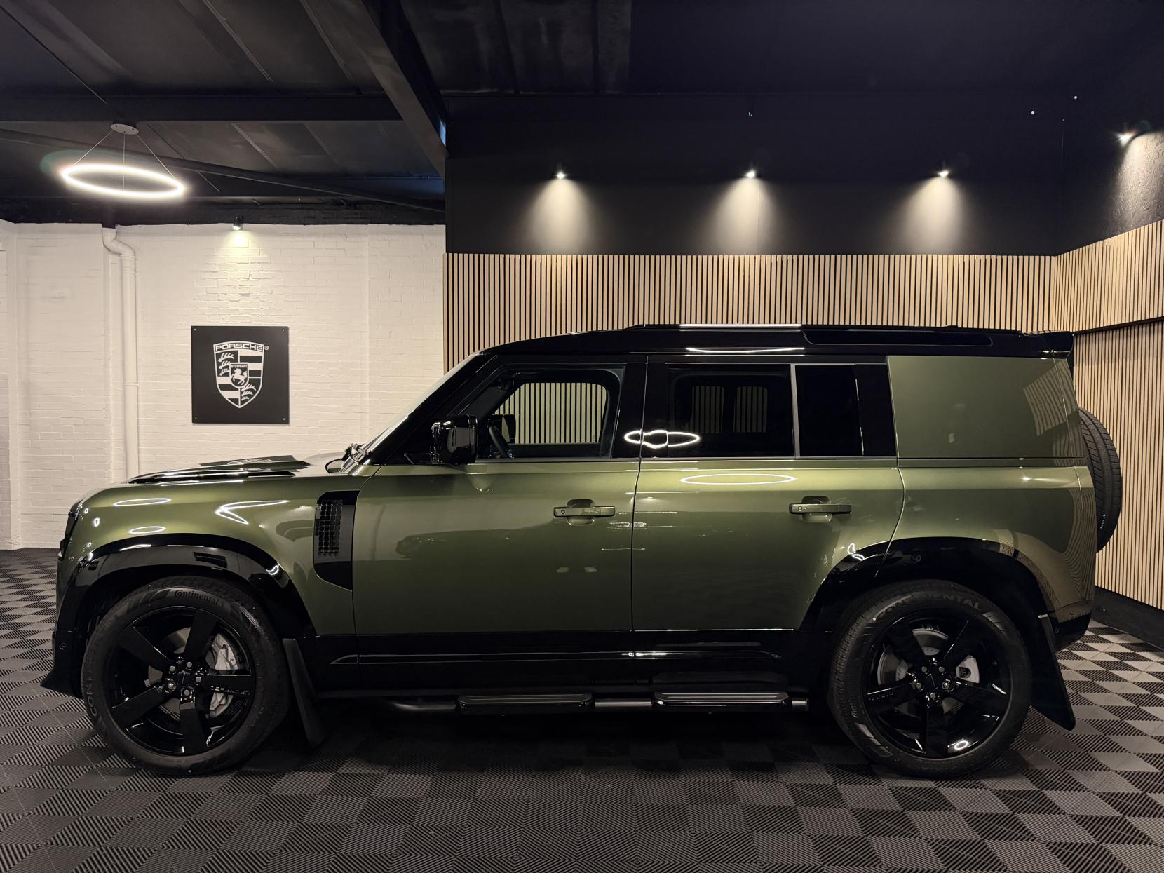 Land Rover Defender 110 3.0 D350 MHEV X-Dynamic HSE Hard Top SUV 5dr Diesel Auto 4WD MWB Euro 6 (s/s) (350 ps)