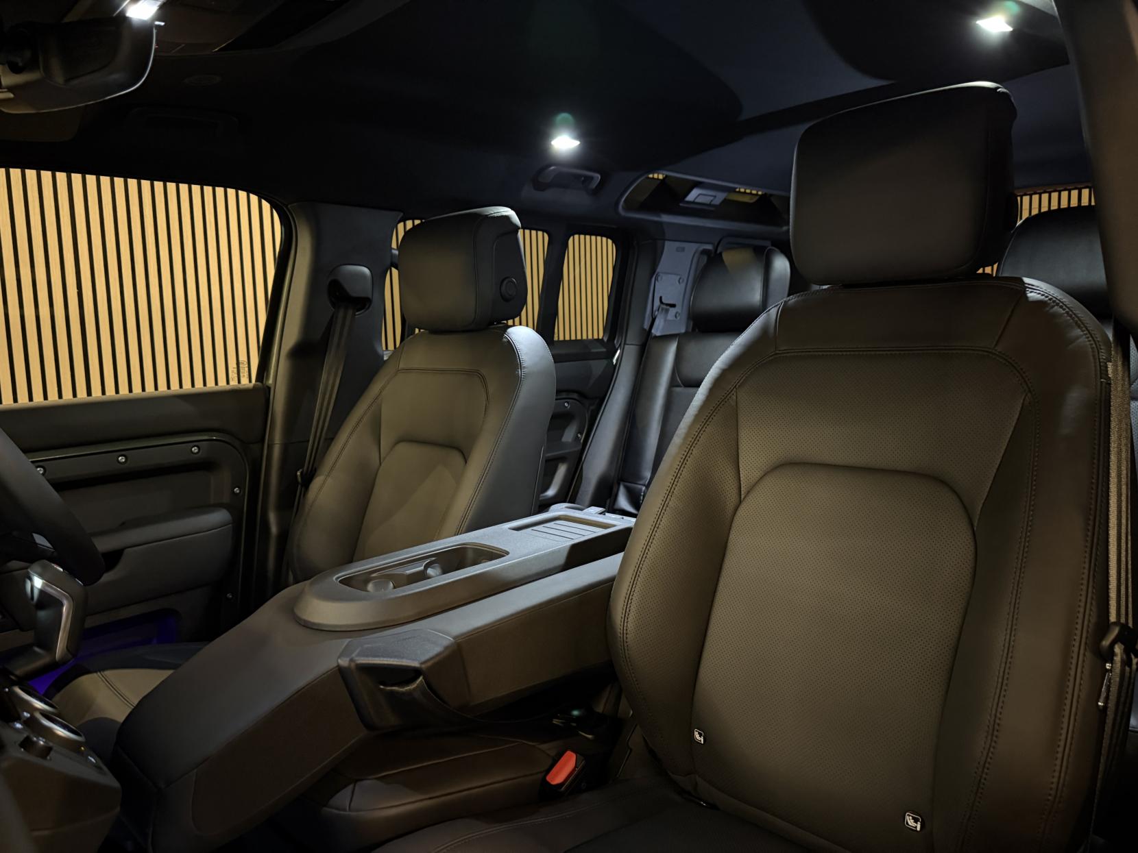 Land Rover Defender 110 3.0 D350 MHEV X-Dynamic HSE Hard Top SUV 5dr Diesel Auto 4WD MWB Euro 6 (s/s) (350 ps)