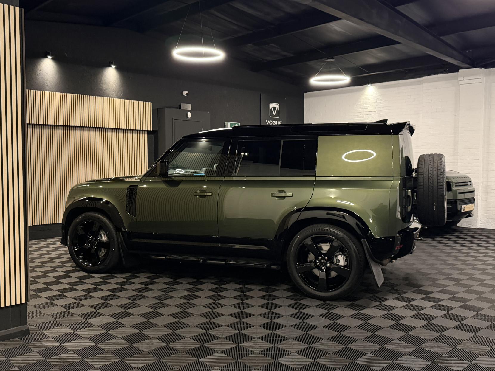 Land Rover Defender 110 3.0 D350 MHEV X-Dynamic HSE Hard Top SUV 5dr Diesel Auto 4WD MWB Euro 6 (s/s) (350 ps)