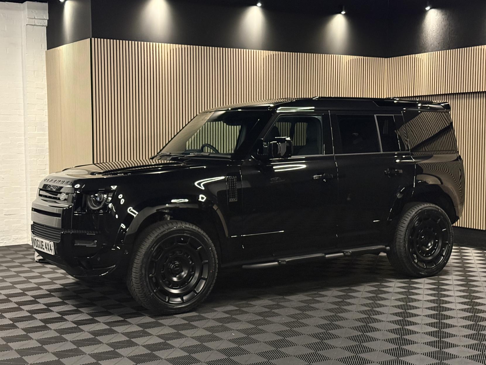 Land Rover Defender 110 3.0 D250 MHEV X-Dynamic SE Hard Top SUV 5dr Diesel Auto 4WD MWB Euro 6 (s/s) (249 ps)