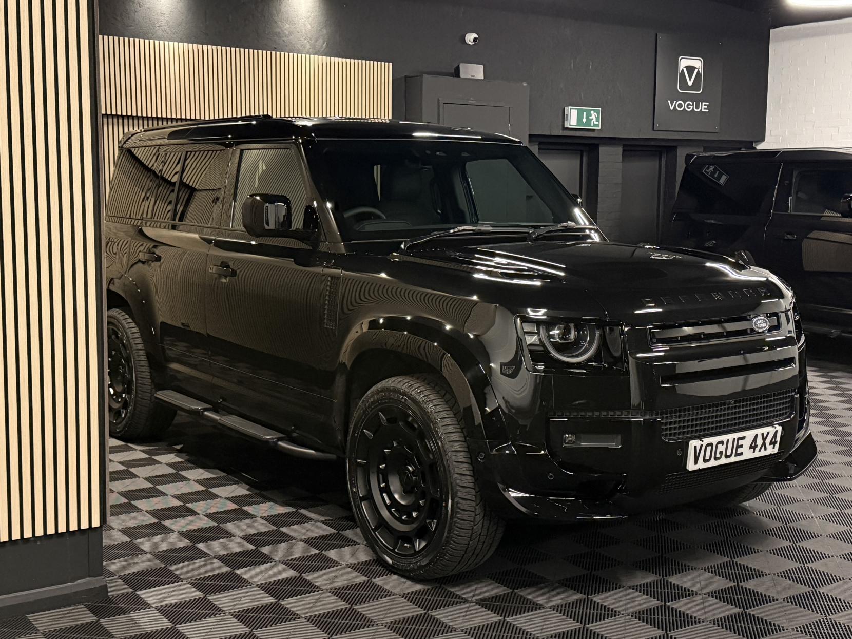 Land Rover Defender 110 3.0 D250 MHEV X-Dynamic SE Hard Top SUV 5dr Diesel Auto 4WD MWB Euro 6 (s/s) (249 ps)