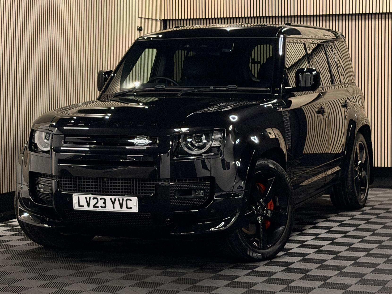 Land Rover Defender 110 3.0 D300 MHEV X Hard Top SUV 5dr Diesel Auto 4WD MWB Euro 6 (s/s) (300 ps)