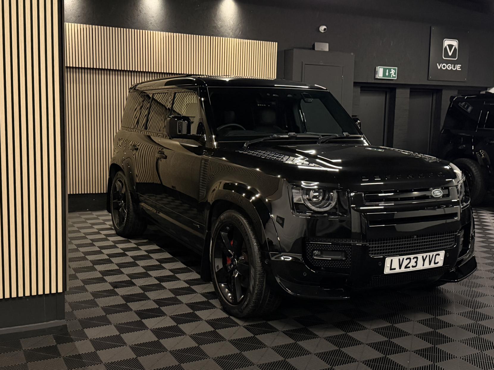 Land Rover Defender 110 3.0 D300 MHEV X Hard Top SUV 5dr Diesel Auto 4WD MWB Euro 6 (s/s) (300 ps)