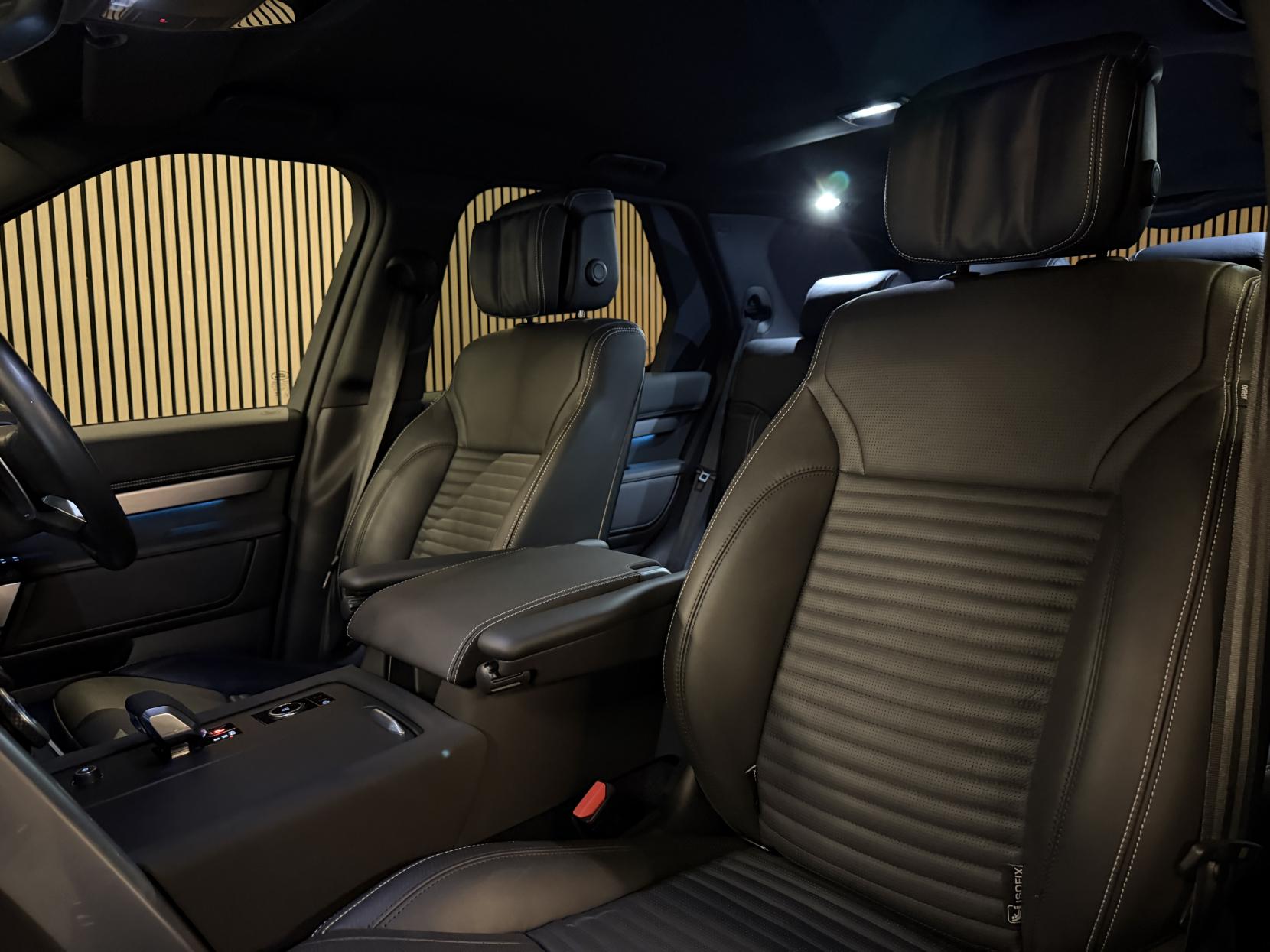 Land Rover Discovery 3.0 D350 MHEV Dynamic HSE SUV 5dr Diesel Auto 4WD Euro 6 (s/s) (350 ps)