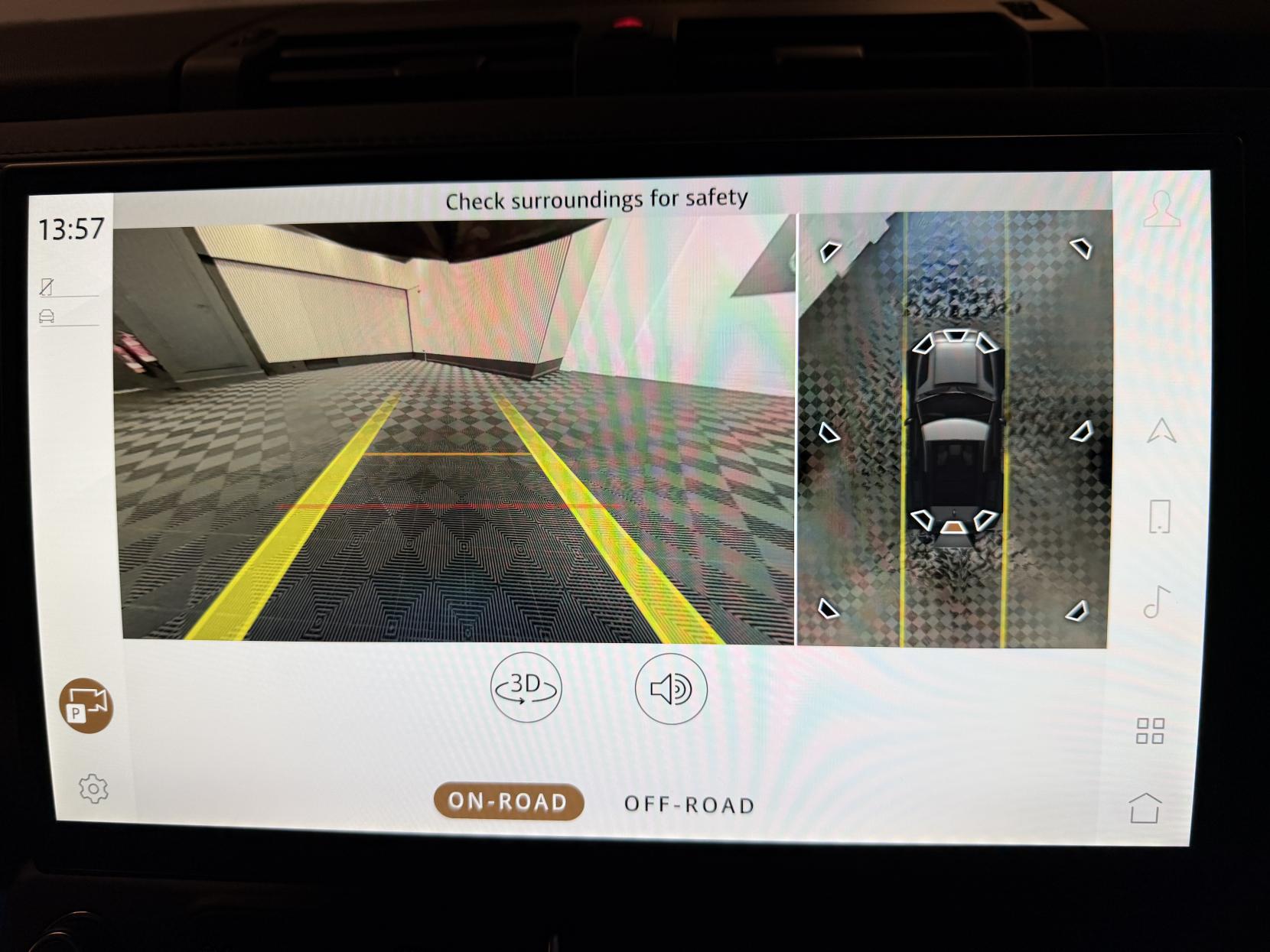 Land Rover Defender 90 3.0 D250 MHEV X-Dynamic SE Hard Top SUV 3dr Diesel Auto 4WD SWB Euro 6 (s/s) (249 ps)