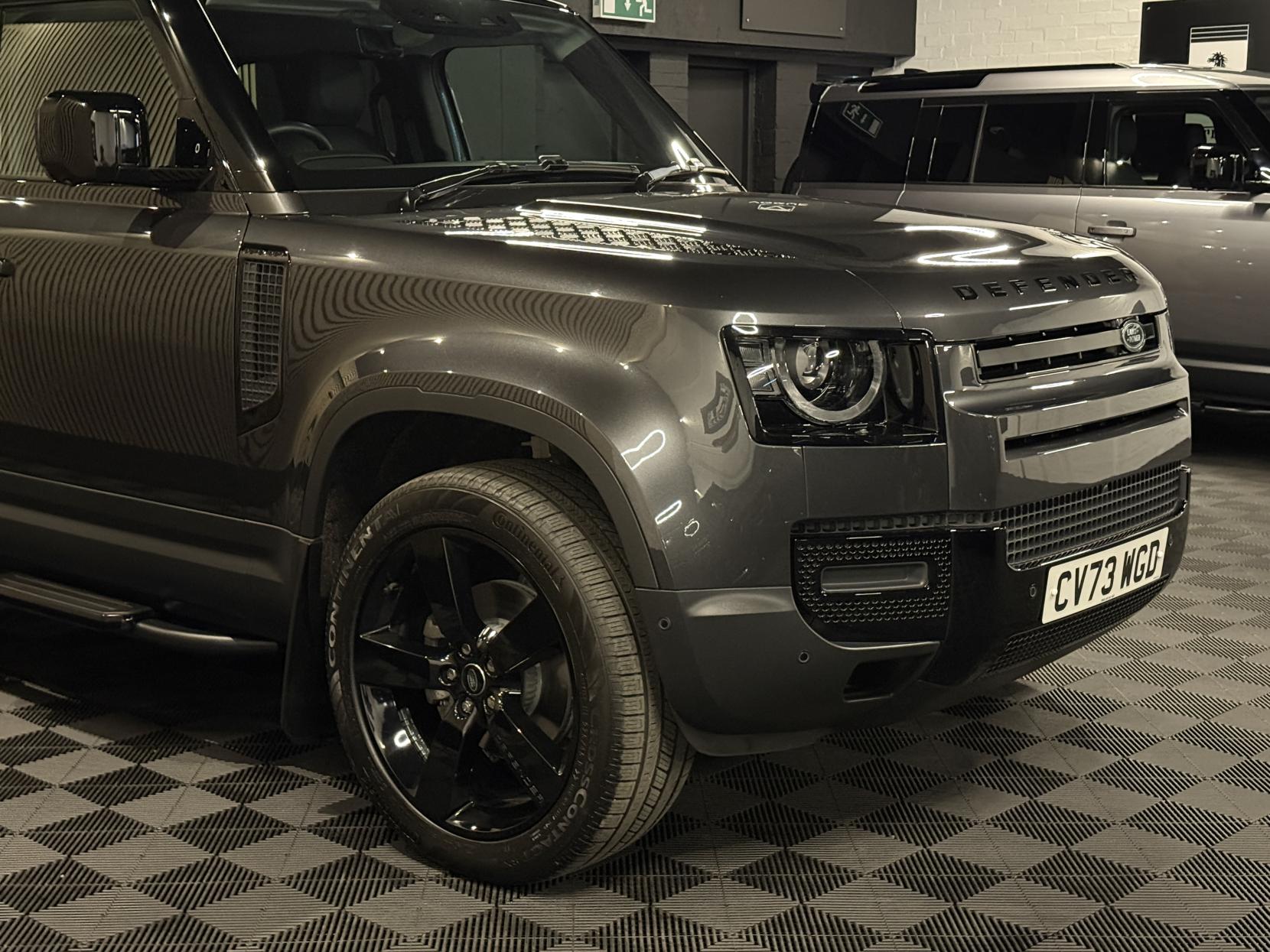 Land Rover Defender 110 3.0 D250 MHEV SE Hard Top SUV 5dr Diesel Auto 4WD MWB Euro 6 (s/s) (250 ps)